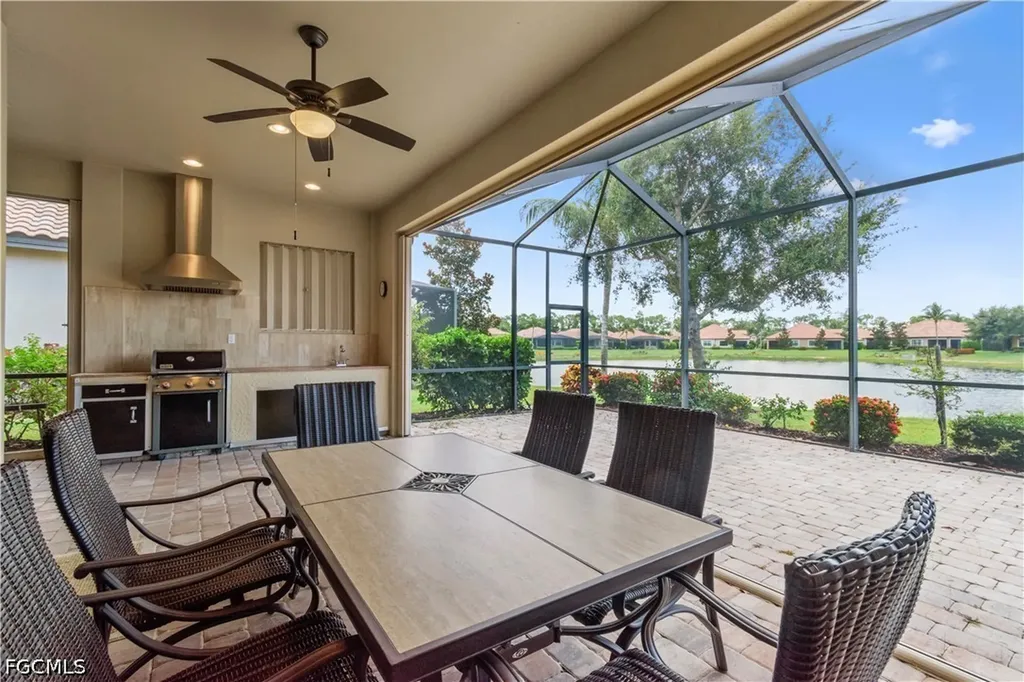 9292 Isla Bella Circle Bonita Springs FL 34135
