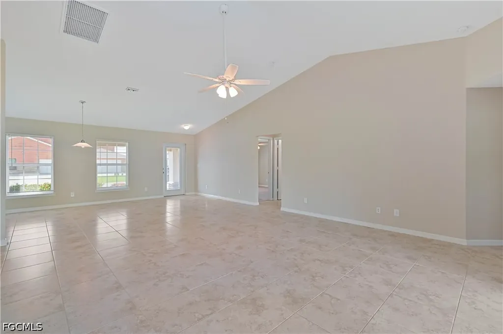 1622 SW 6th Avenue Cape Coral FL 33991