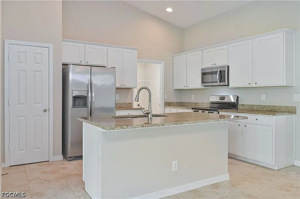 1622 SW 6th Avenue Cape Coral FL 33991
