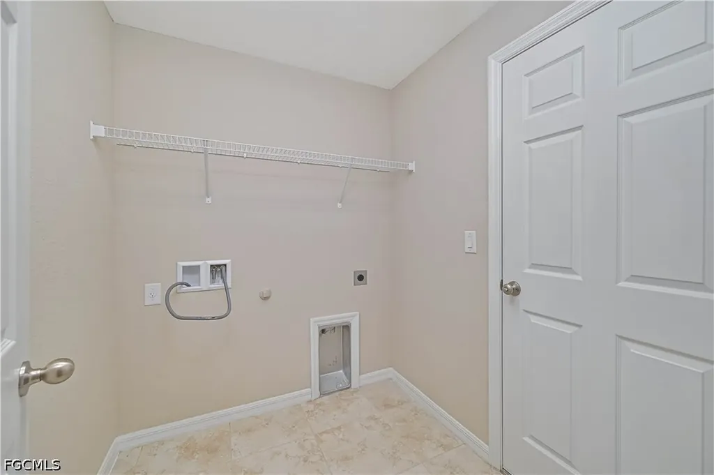 1622 SW 6th Avenue Cape Coral FL 33991