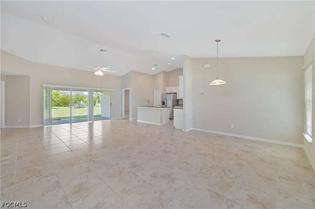 1622 SW 6th Avenue Cape Coral FL 33991