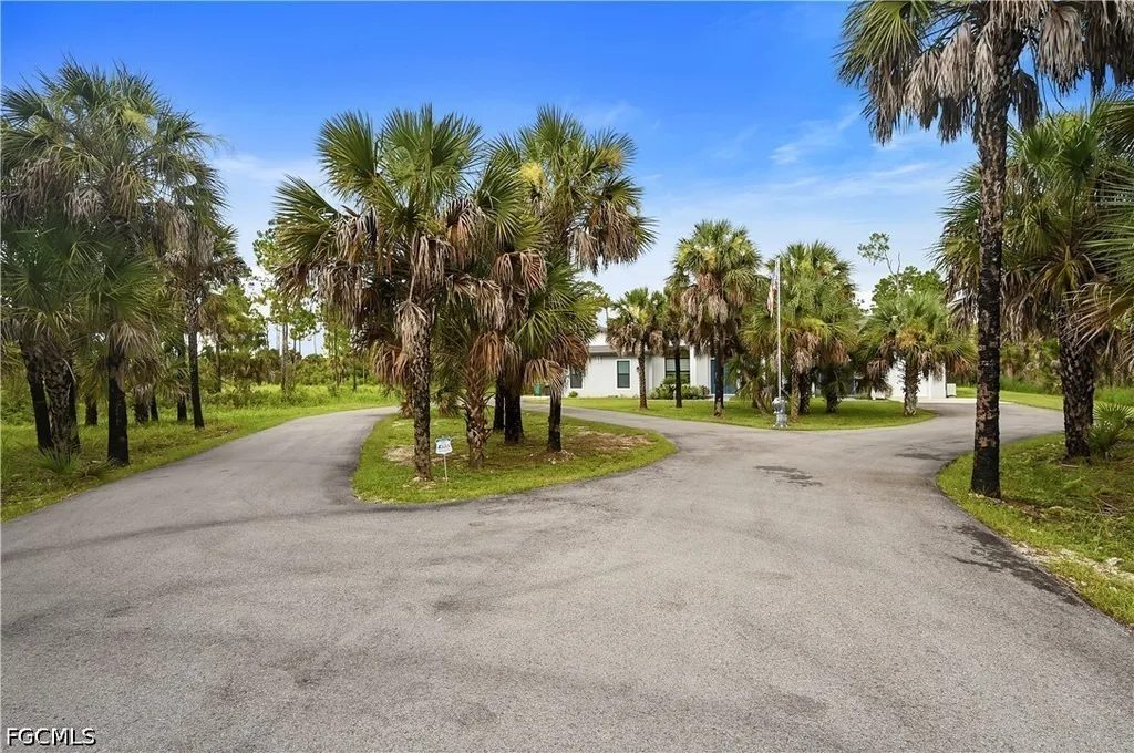 2681 26 Avenue SE Naples FL 34117