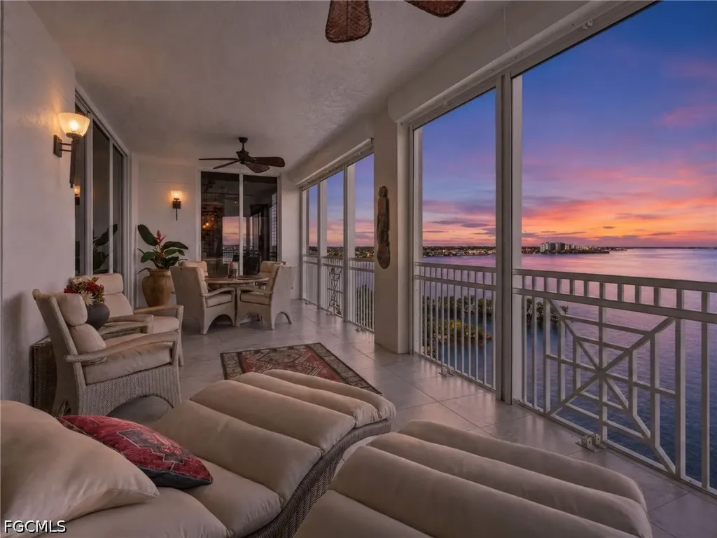 Fort Myers FL, 14200 Royal Harbour Court, Unit 803