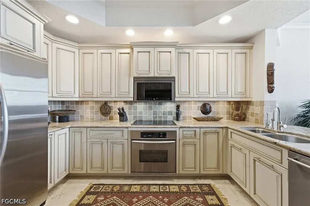 14200 Royal Harbour Court Fort Myers FL 33908