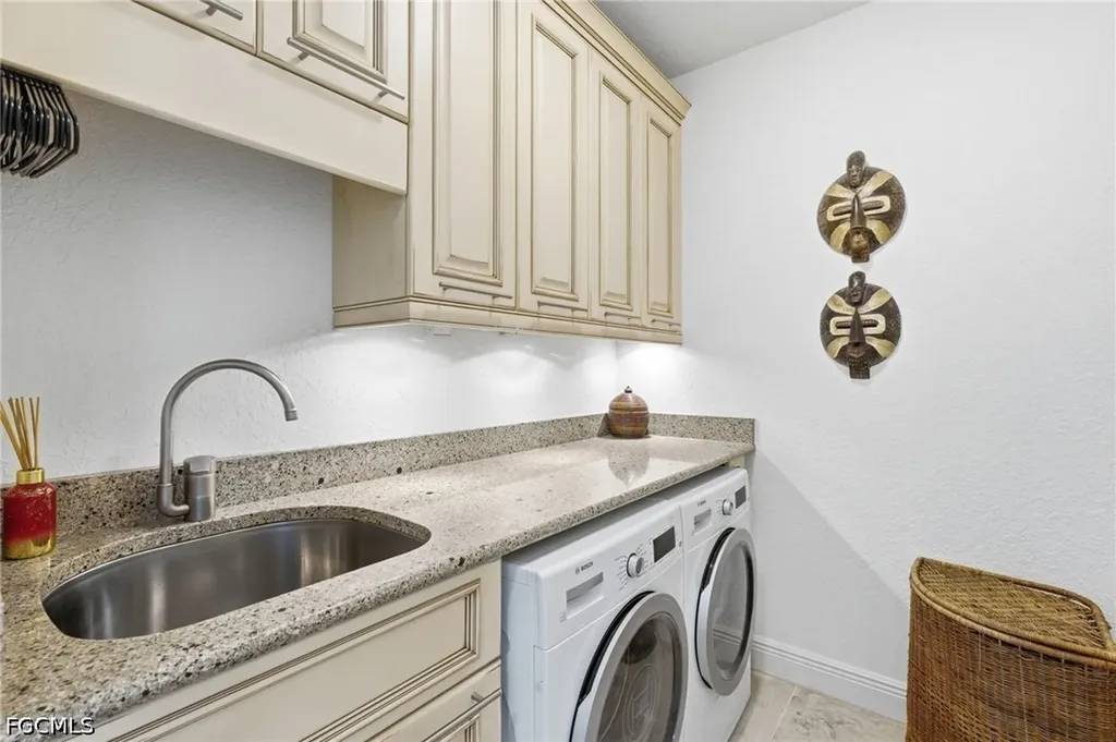 14200 Royal Harbour Court Fort Myers FL 33908