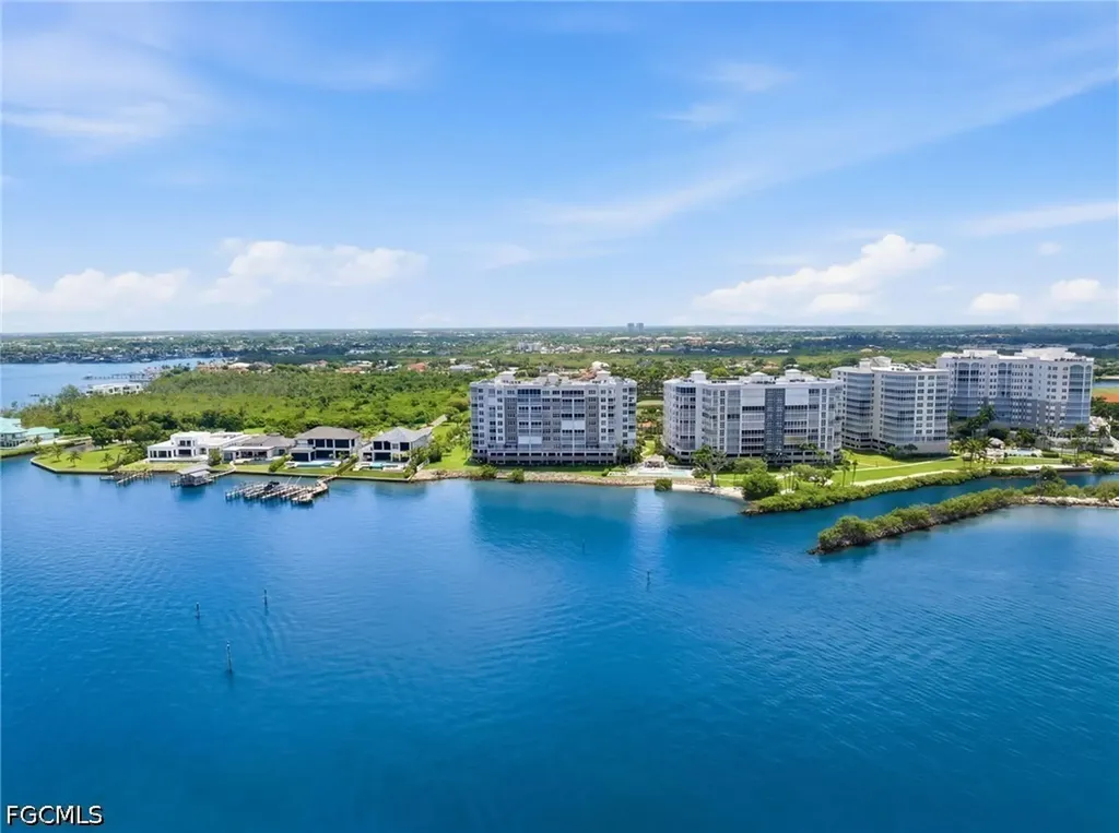 14200 Royal Harbour Court Fort Myers FL 33908