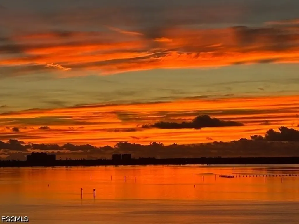 14200 Royal Harbour Court Fort Myers FL 33908