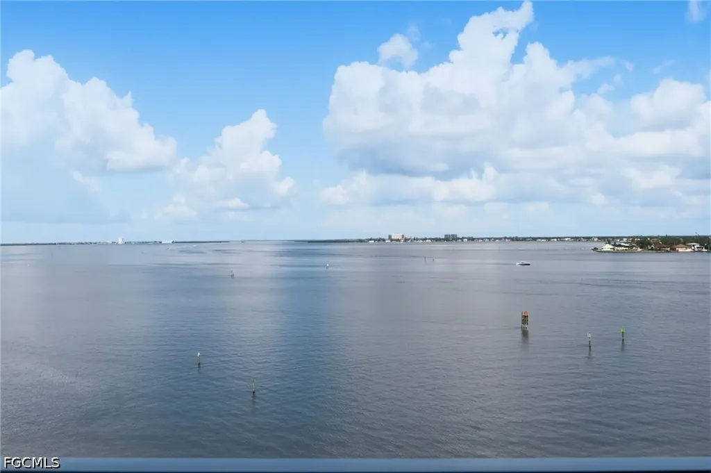 14200 Royal Harbour Court Fort Myers FL 33908