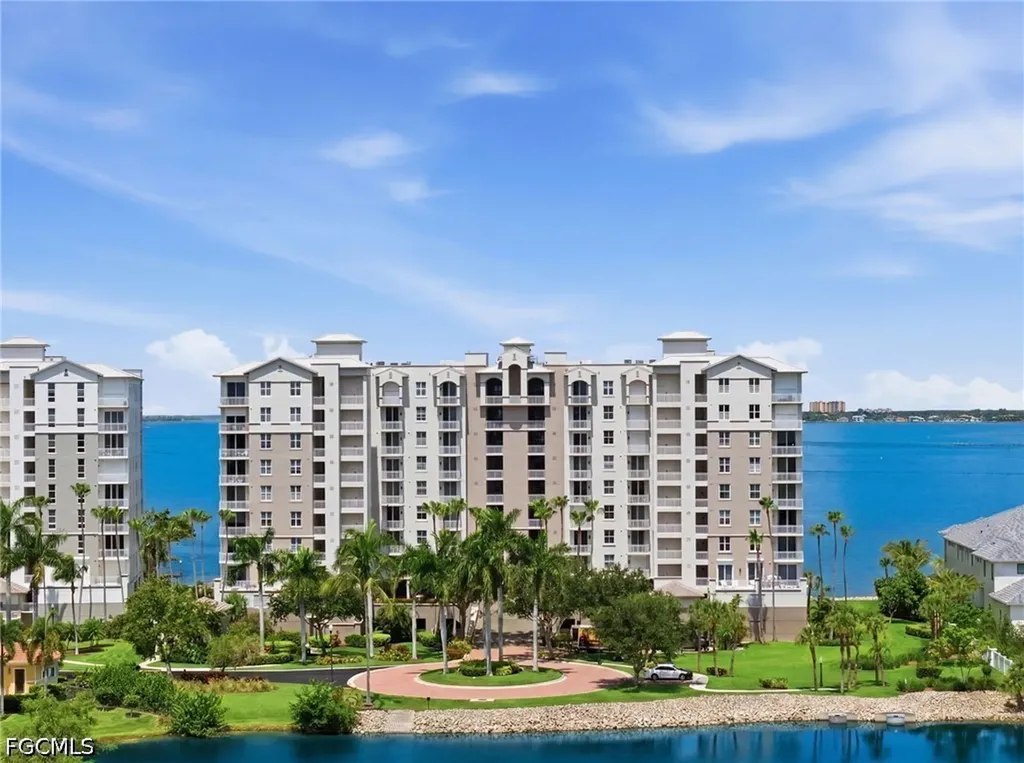14200 Royal Harbour Court Fort Myers FL 33908