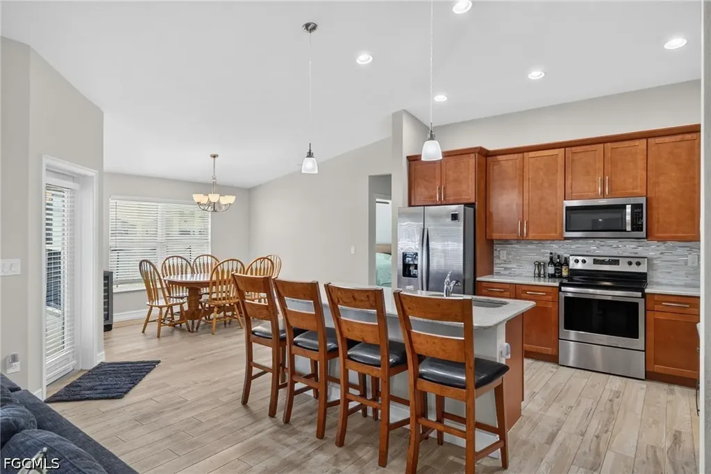 2115 SW 30th Terrace Cape Coral FL 33914