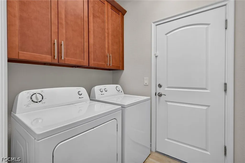 2115 SW 30th Terrace Cape Coral FL 33914
