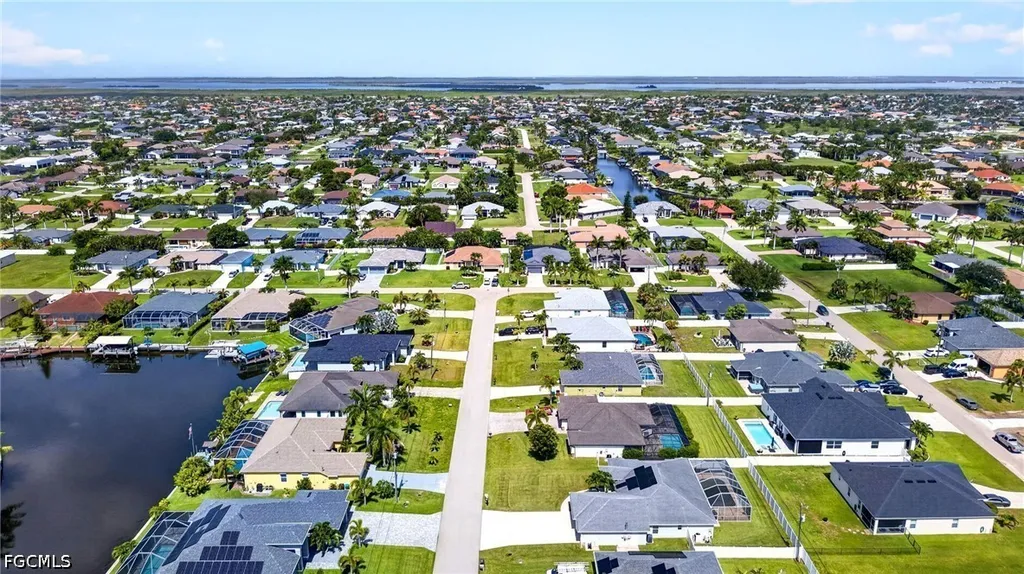 2115 SW 30th Terrace Cape Coral FL 33914