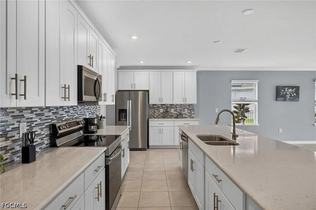 8959 Cascade Price Circle North Fort Myers FL 33917