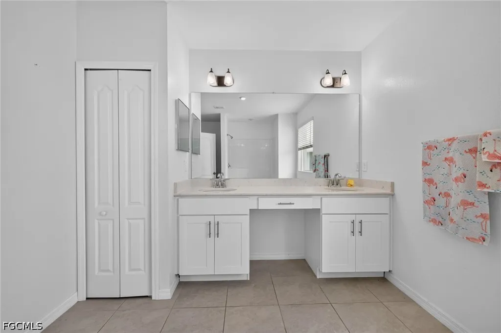 8959 Cascade Price Circle North Fort Myers FL 33917