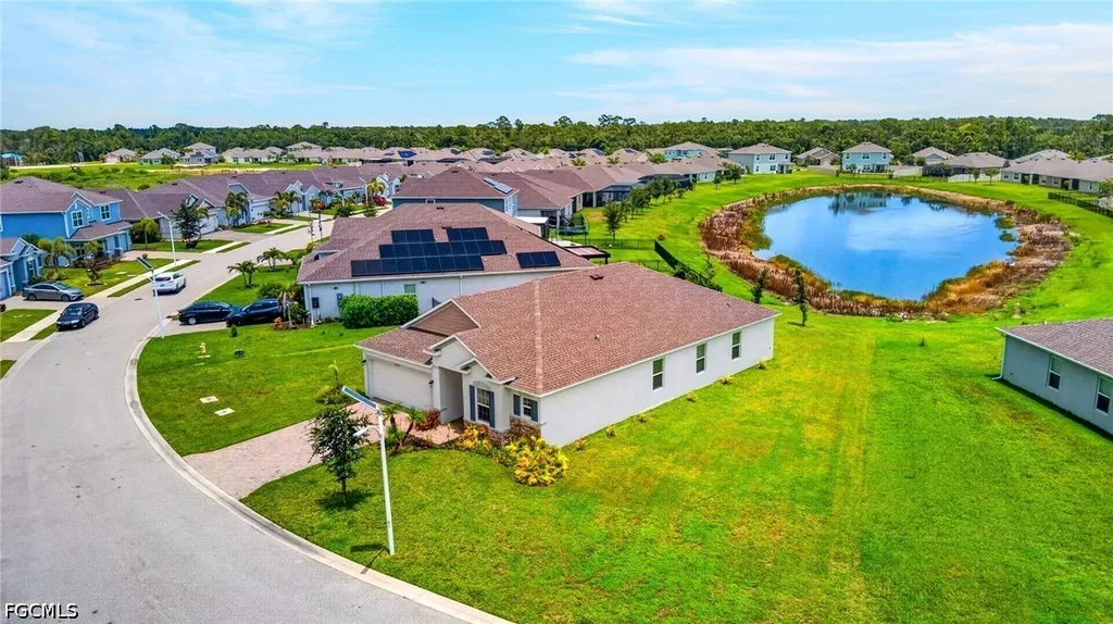 8959 Cascade Price Circle North Fort Myers FL 33917