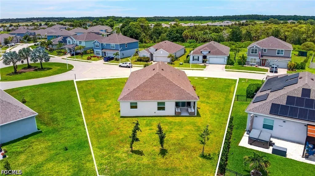 8959 Cascade Price Circle North Fort Myers FL 33917
