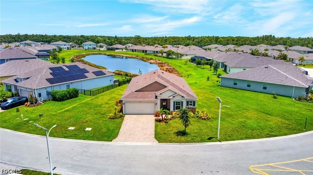 8959 Cascade Price Circle North Fort Myers FL 33917