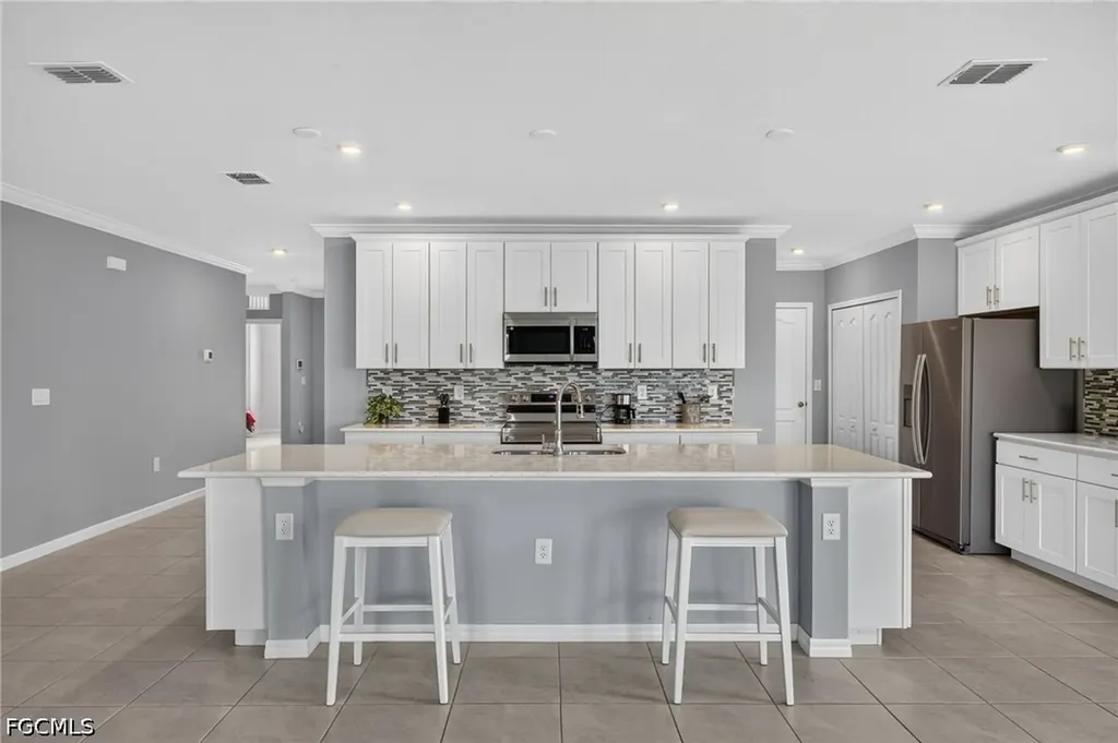 8959 Cascade Price Circle North Fort Myers FL 33917