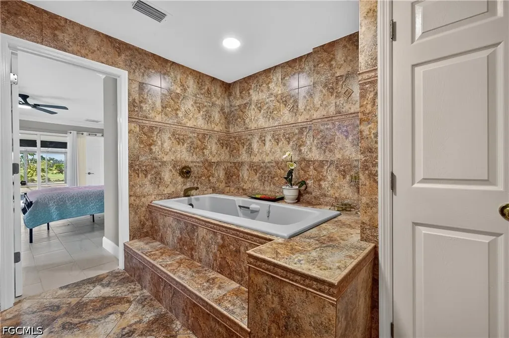 1229 SW 21st Terrace Cape Coral FL 33991