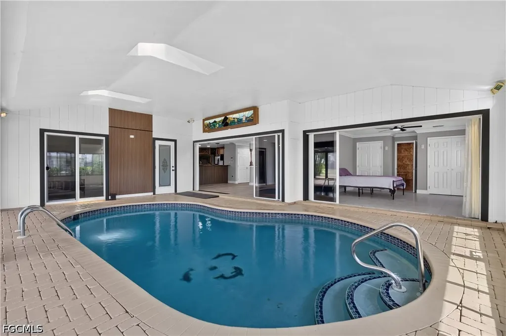 1229 SW 21st Terrace Cape Coral FL 33991