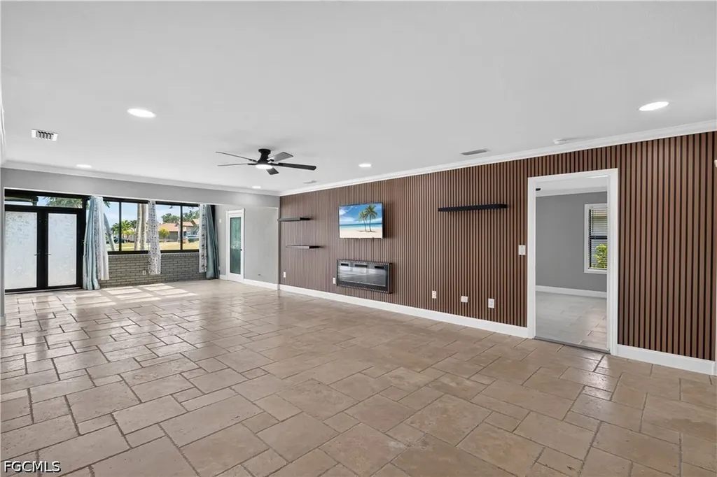 1229 SW 21st Terrace Cape Coral FL 33991