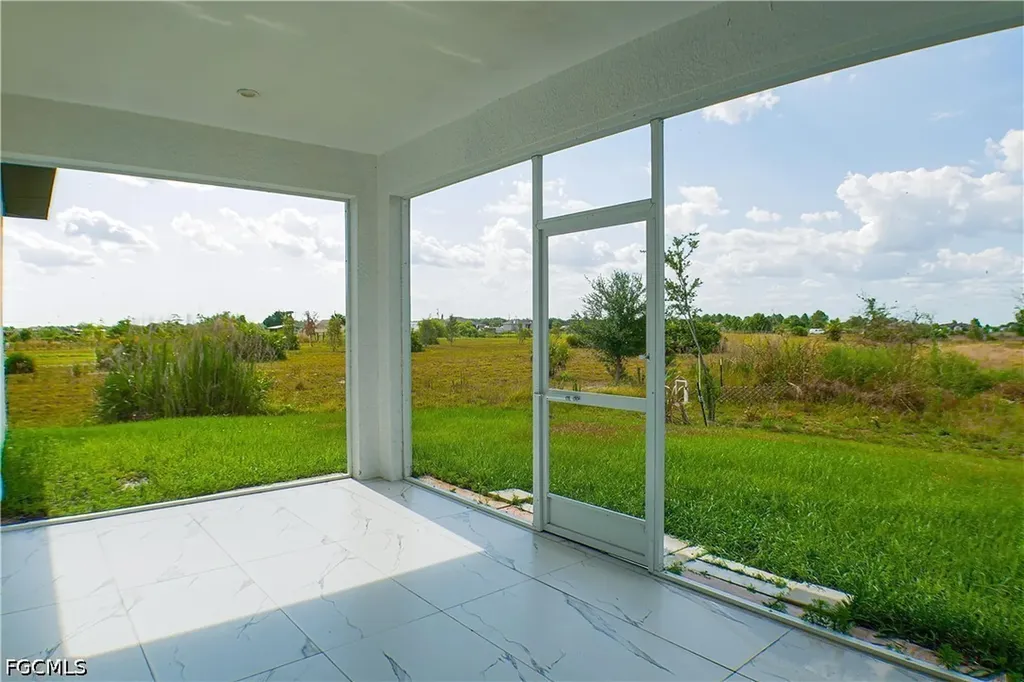 4145 68th Avenue NE Naples FL 34120