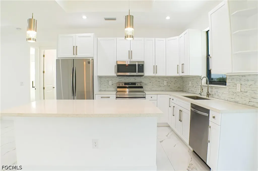 4145 68th Avenue NE Naples FL 34120
