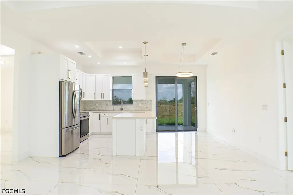 4145 68th Avenue NE Naples FL 34120