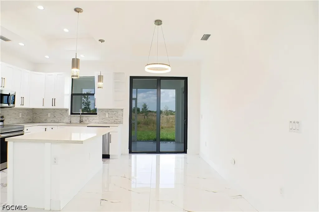 4145 68th Avenue NE Naples FL 34120