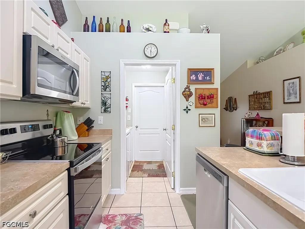 2610 53rd Street W Lehigh Acres FL 33971