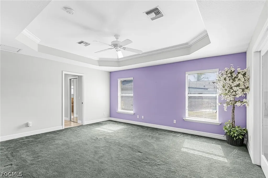 2214 SE 10th Lane Cape Coral FL 33990