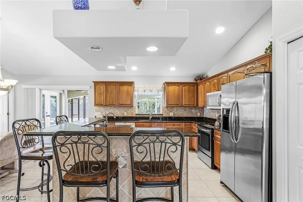 2214 SE 10th Lane Cape Coral FL 33990