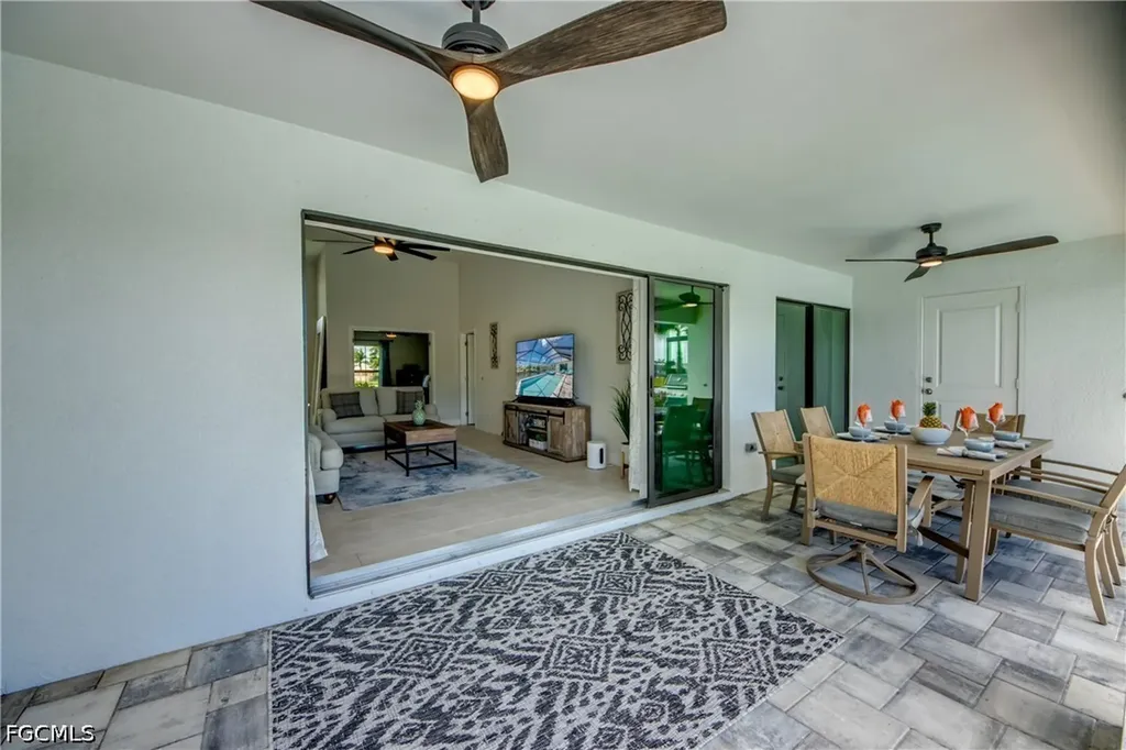 2104 SW 28th Lane Cape Coral FL 33914