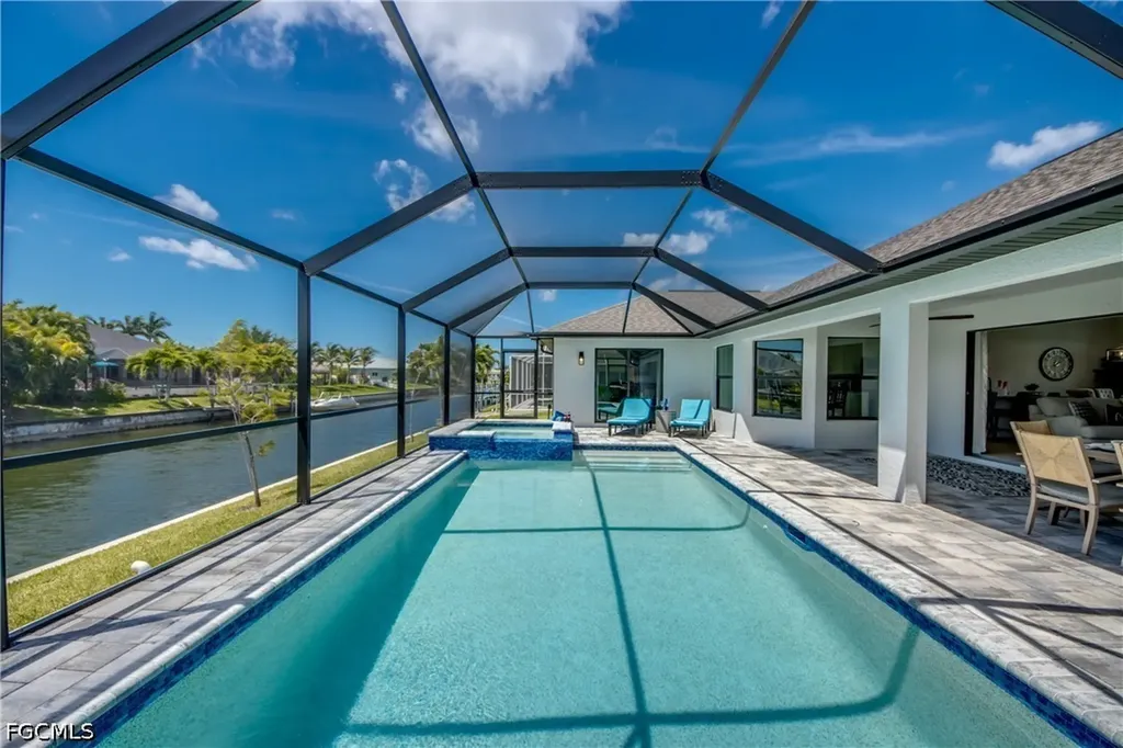 2104 SW 28th Lane Cape Coral FL 33914