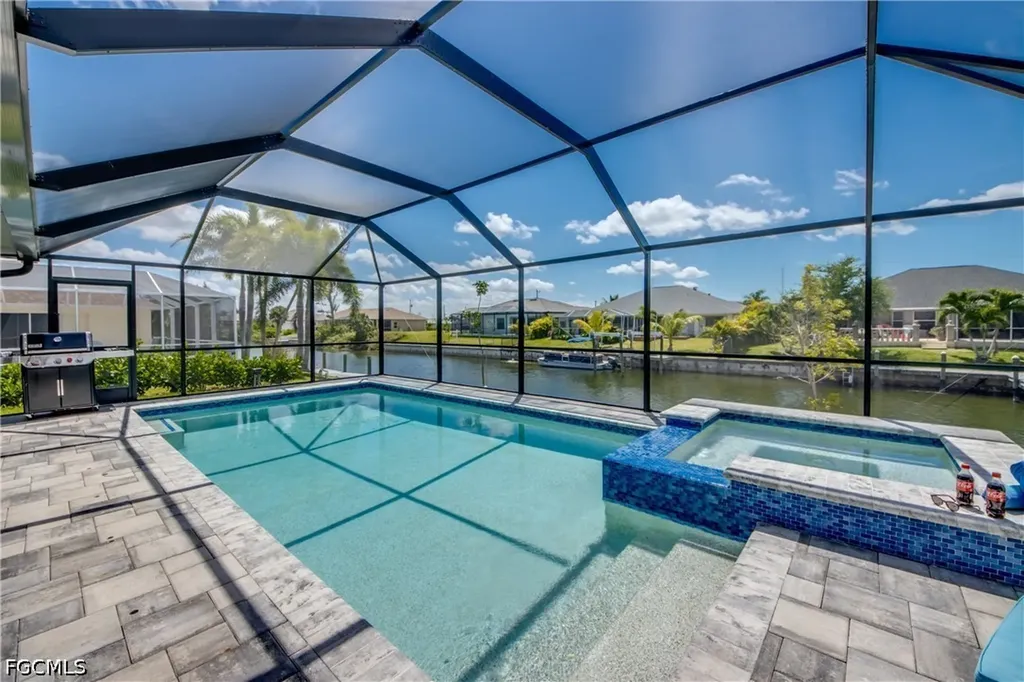 2104 SW 28th Lane Cape Coral FL 33914