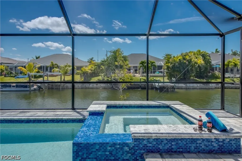 2104 SW 28th Lane Cape Coral FL 33914