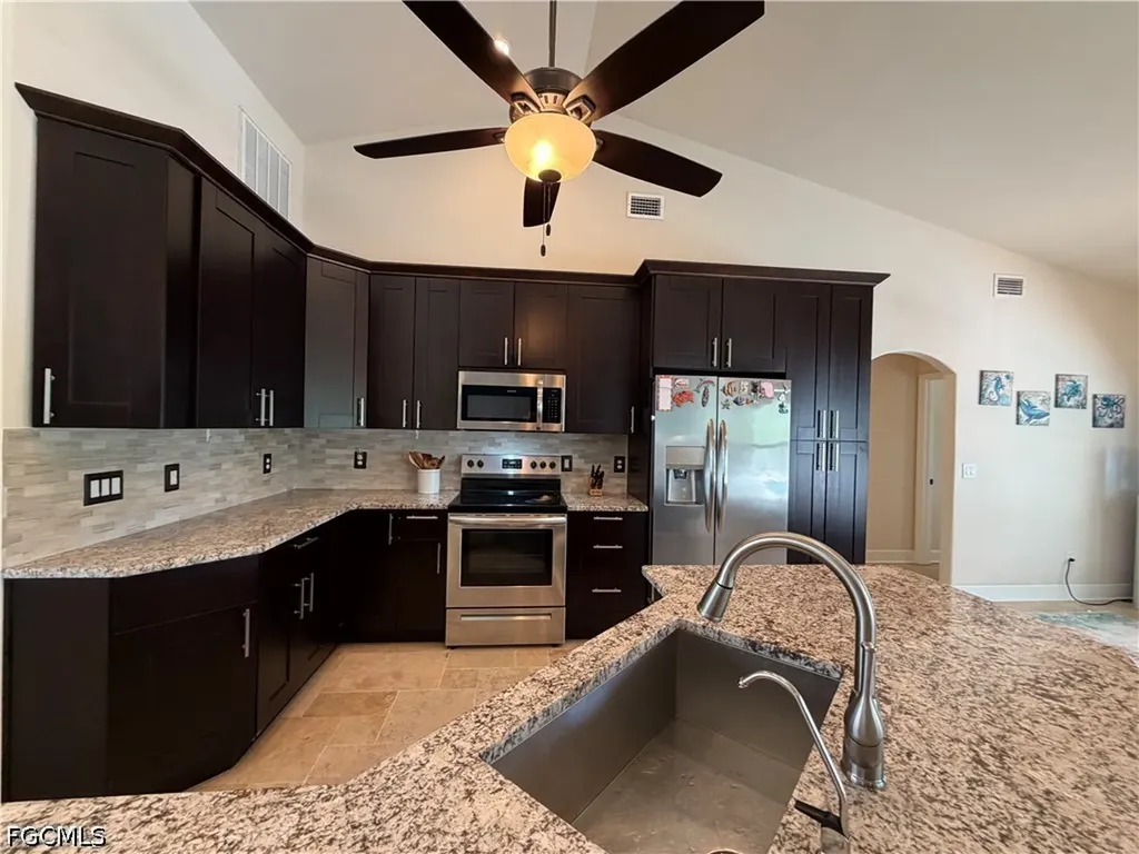 921 SW 5th Terrace Cape Coral FL 33991