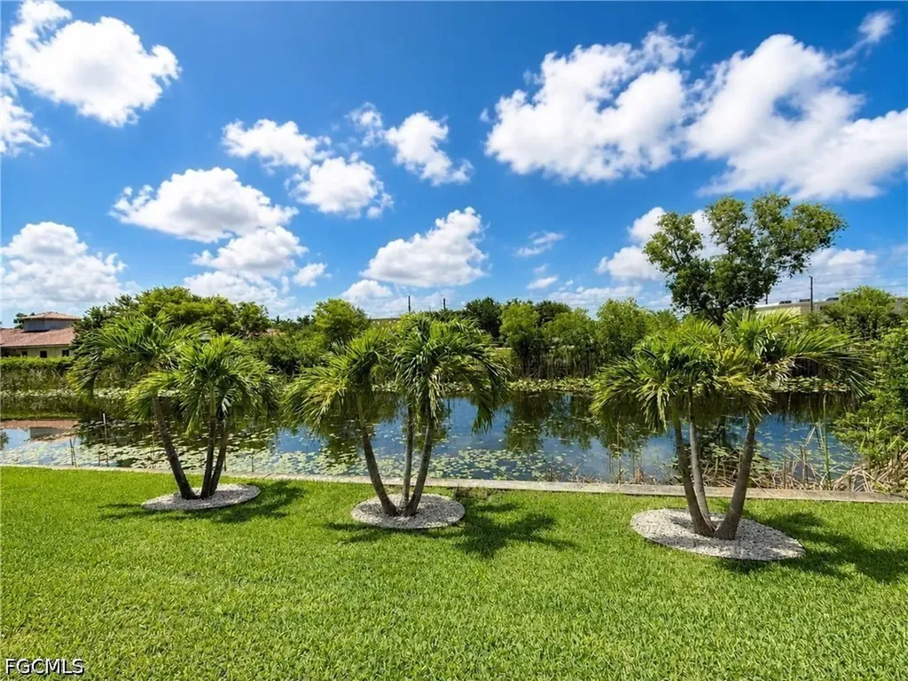 921 SW 5th Terrace Cape Coral FL 33991