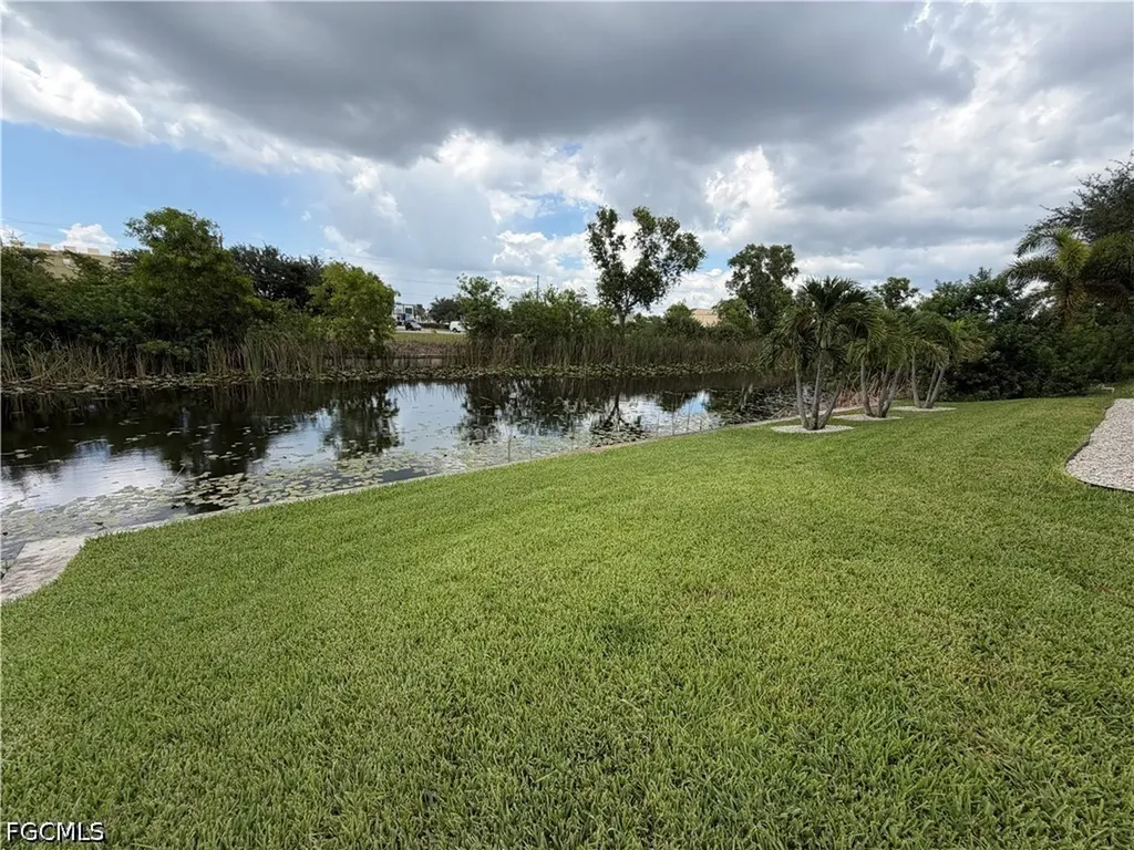 921 SW 5th Terrace Cape Coral FL 33991