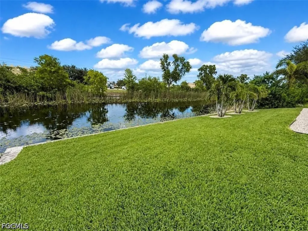 921 SW 5th Terrace Cape Coral FL 33991