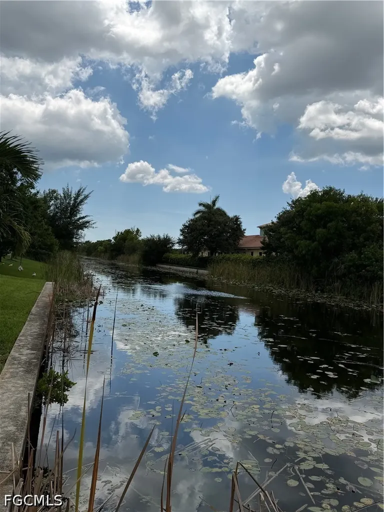 921 SW 5th Terrace Cape Coral FL 33991