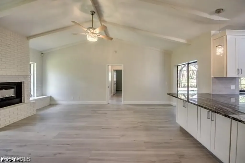 711 SE 33rd Terrace Cape Coral FL 33904