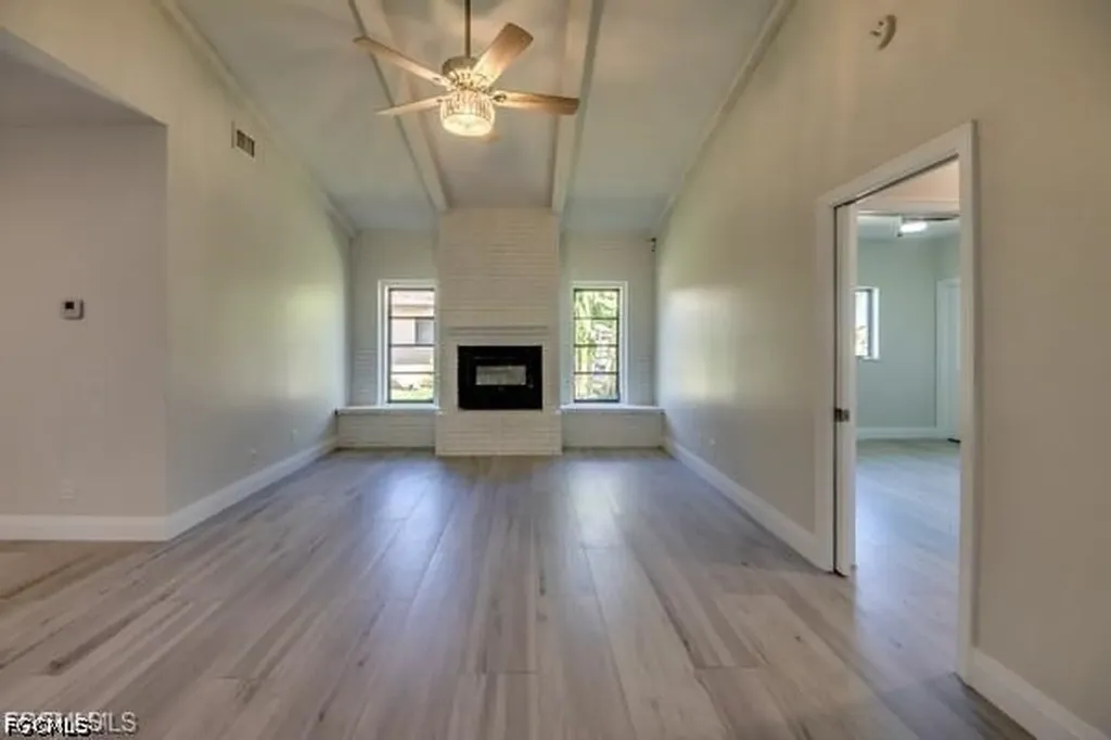 711 SE 33rd Terrace Cape Coral FL 33904