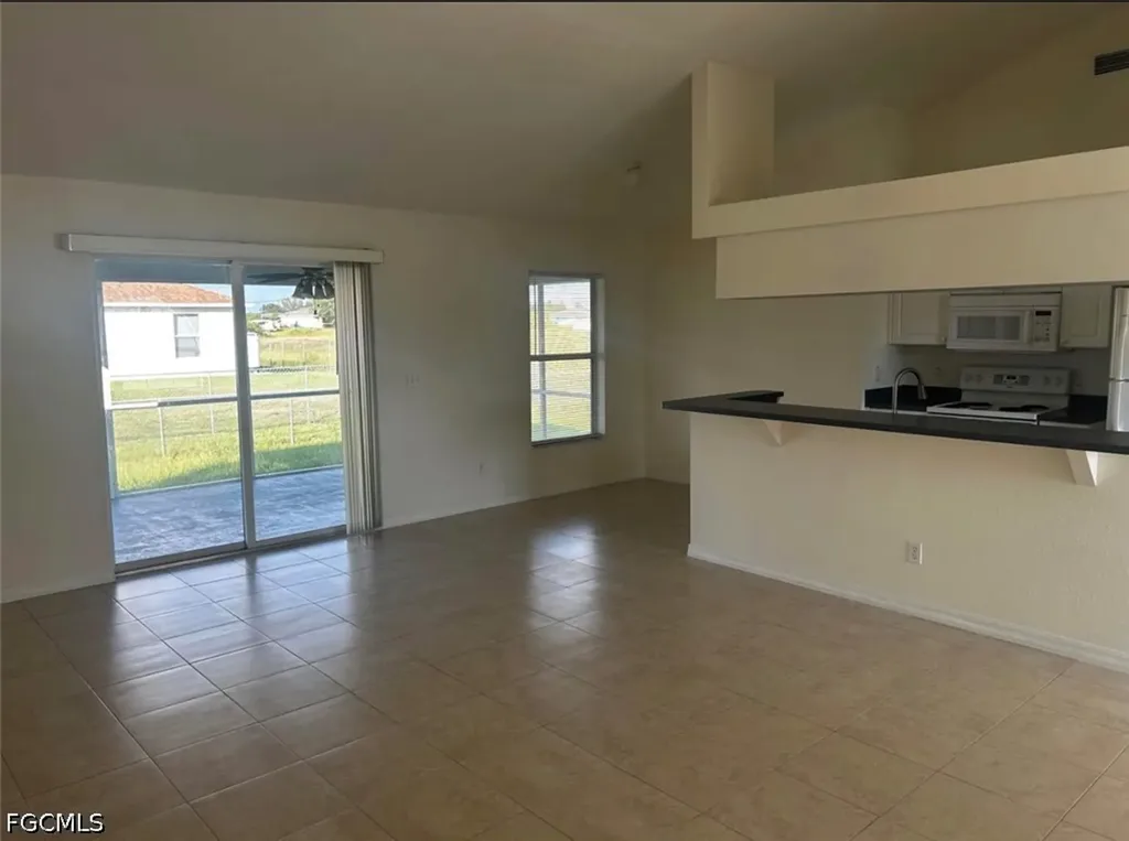 3932 18th Street W Lehigh Acres FL 33971