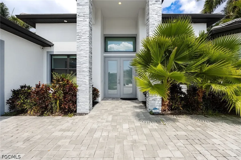 3619 SE 16th Place Cape Coral FL 33904