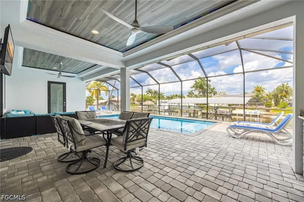 3619 SE 16th Place Cape Coral FL 33904