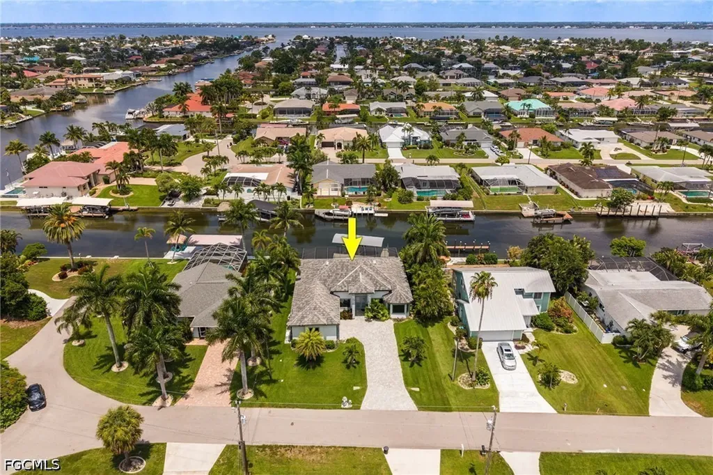 3619 SE 16th Place Cape Coral FL 33904