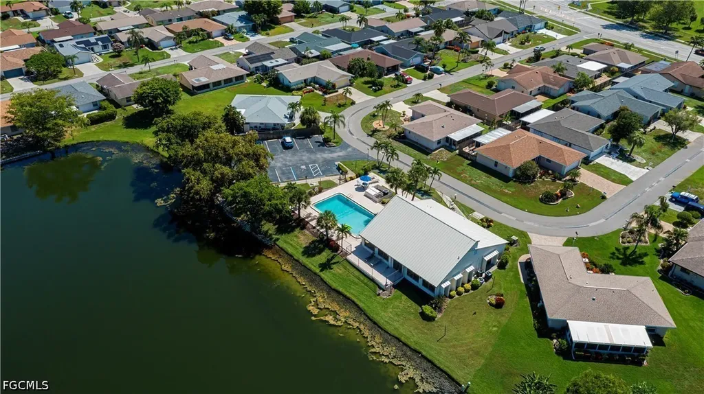 9782 Deerfoot Drive Fort Myers FL 33919