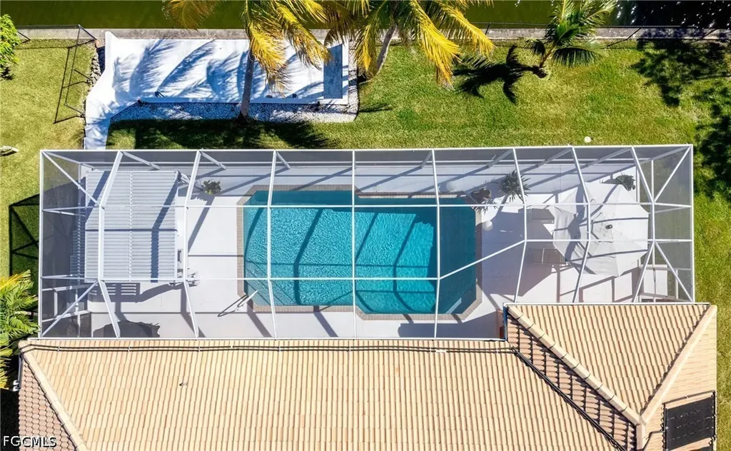 2007 NE 1st Avenue Cape Coral FL 33909