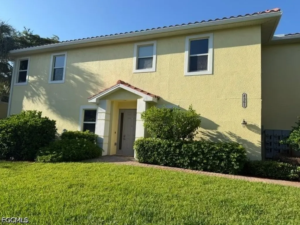 4361 Lazio Way Fort Myers FL 33901